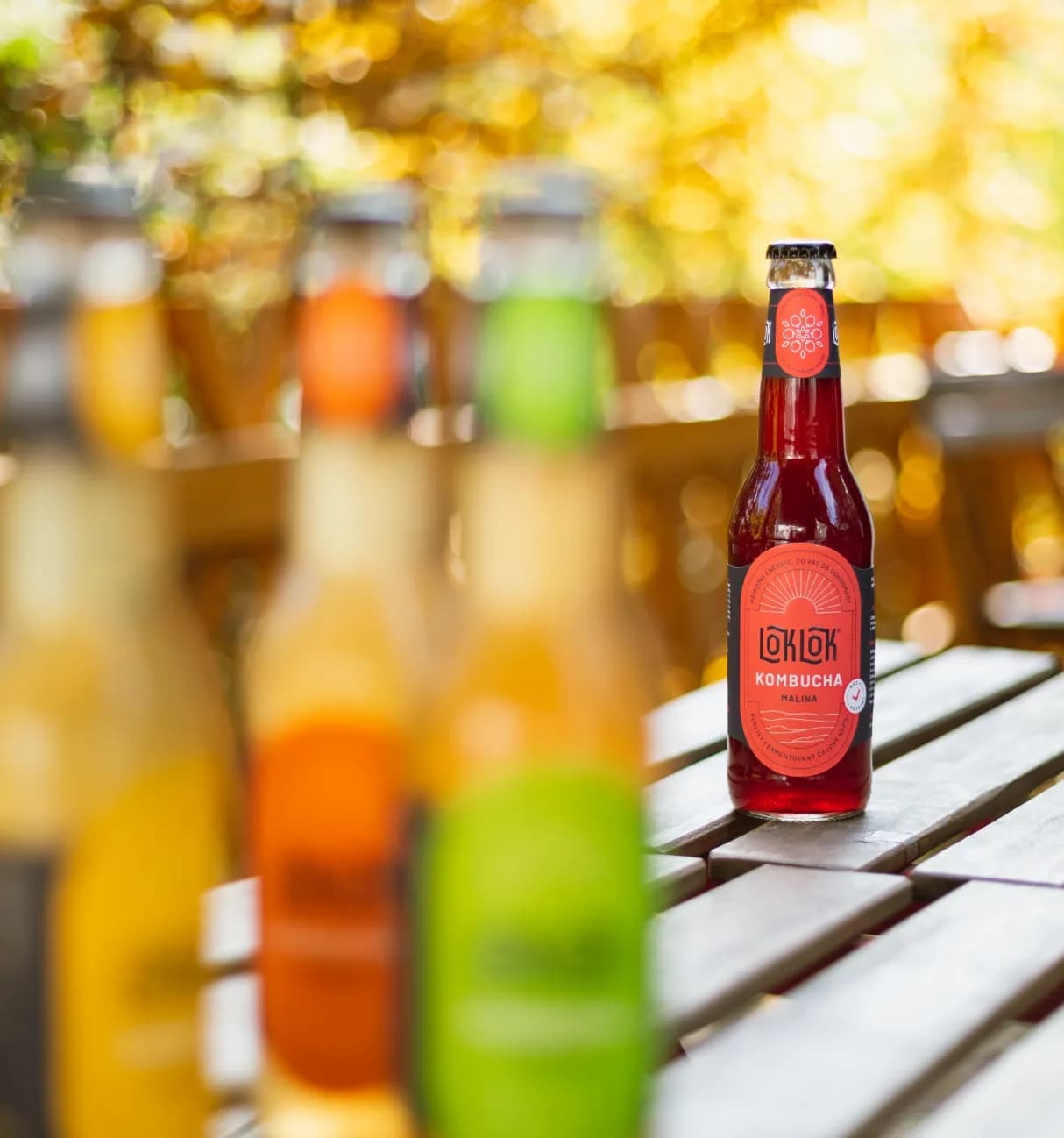 Branding
& strategy for
rising kombucha
brand