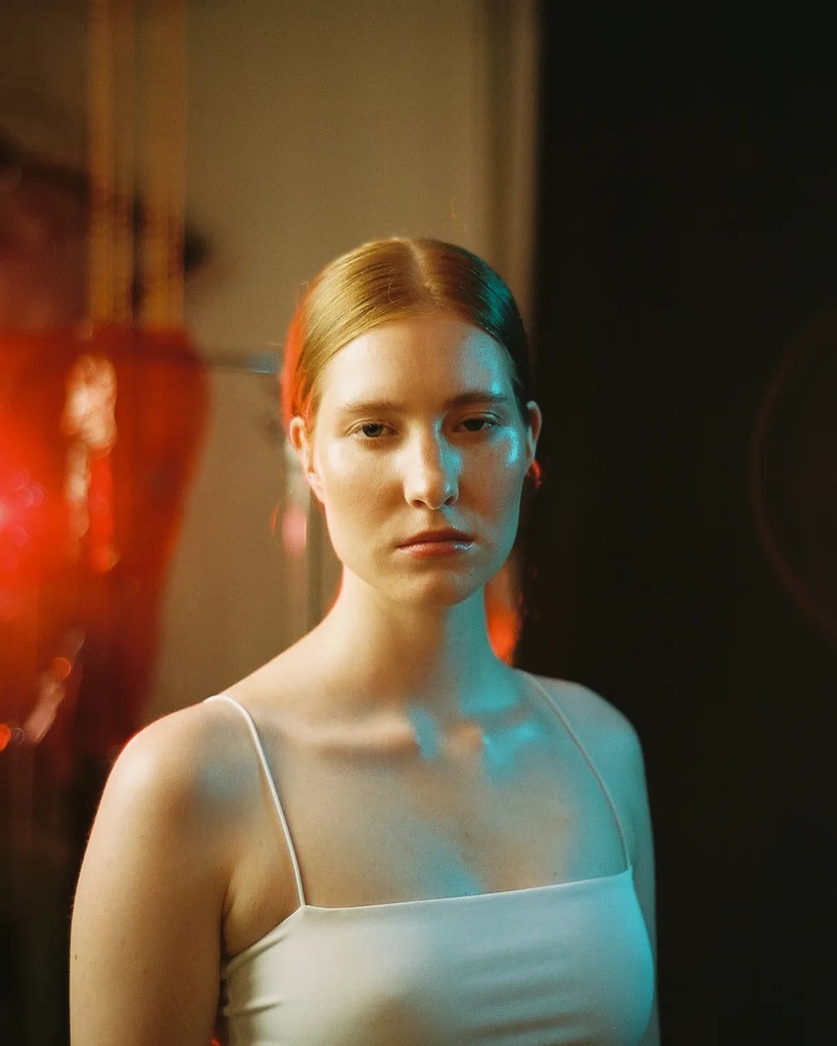 Bluring
the boundaries
of conventional
beauty